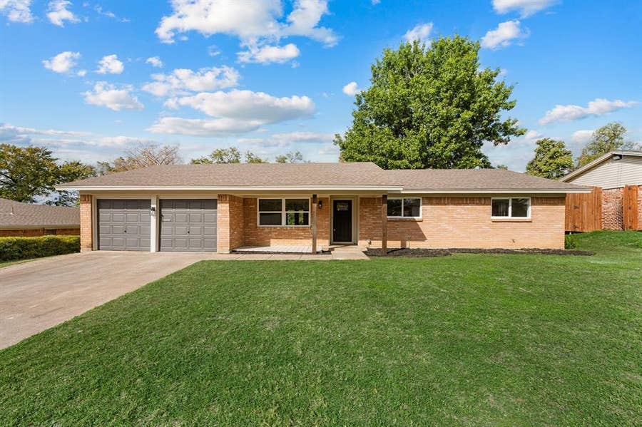 Property photo for 328 Afton Road, Fort Worth, TX