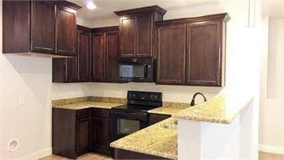 2208 Oliver Street, Greenville, TX 75401 2208 Oliver Street, Greenville, TX 75401