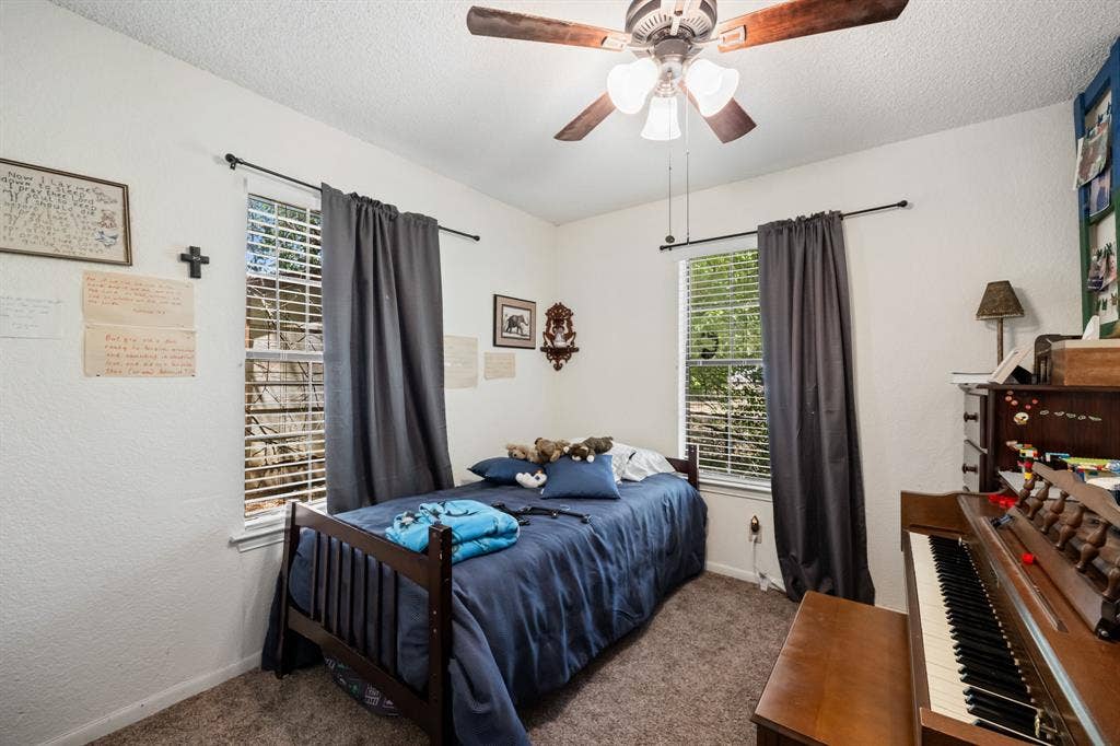 1702 S Clay Street, Kaufman, TX 75142