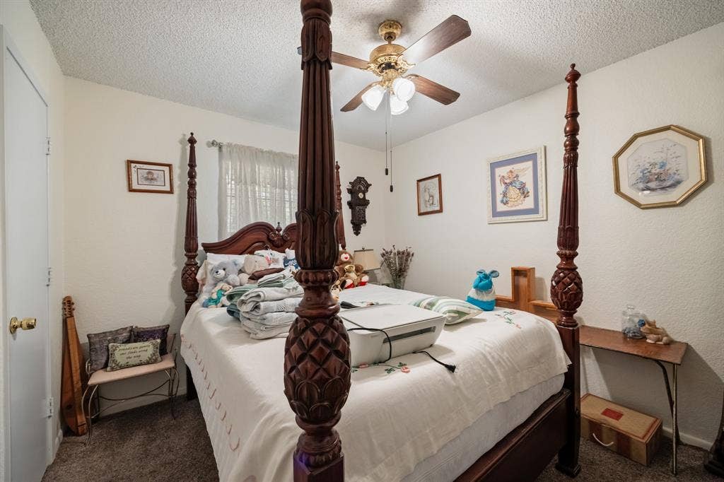 1702 S Clay Street, Kaufman, TX 75142