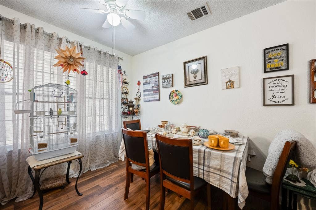 1702 S Clay Street, Kaufman, TX 75142