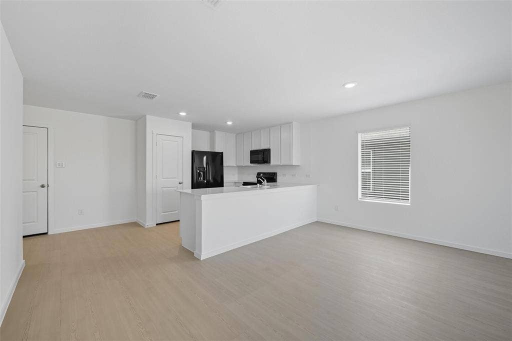 638 Montclair Avenue, Princeton, TX 75407
