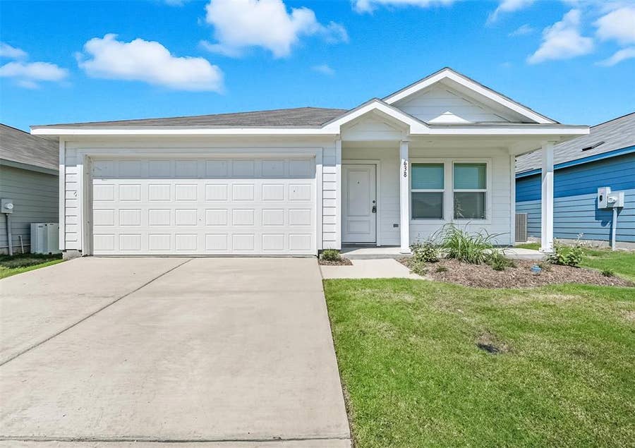 Property photo for 638 Montclair Avenue, Princeton, TX