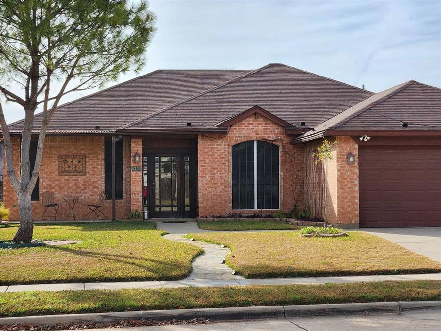 Property photo for 5776 Fenway Court, Haltom City, TX