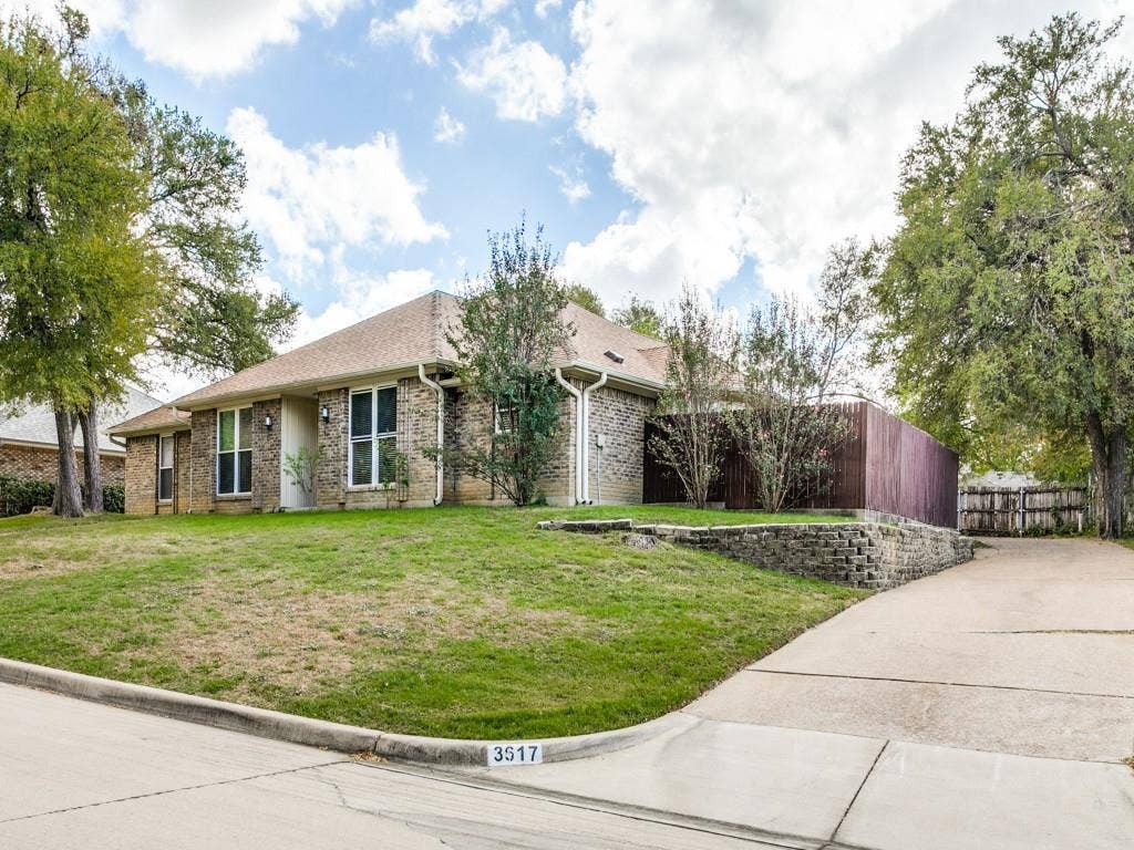 3617 Bluegrass Drive, Grand Prairie, TX 75052 3617 Bluegrass Drive, Grand Prairie, TX 75052