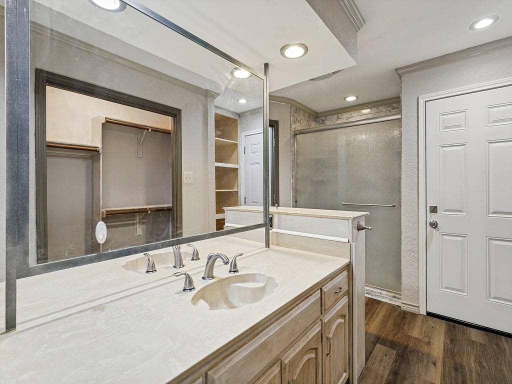 3617 Bluegrass Drive, Grand Prairie, TX 75052 3617 Bluegrass Drive, Grand Prairie, TX 75052