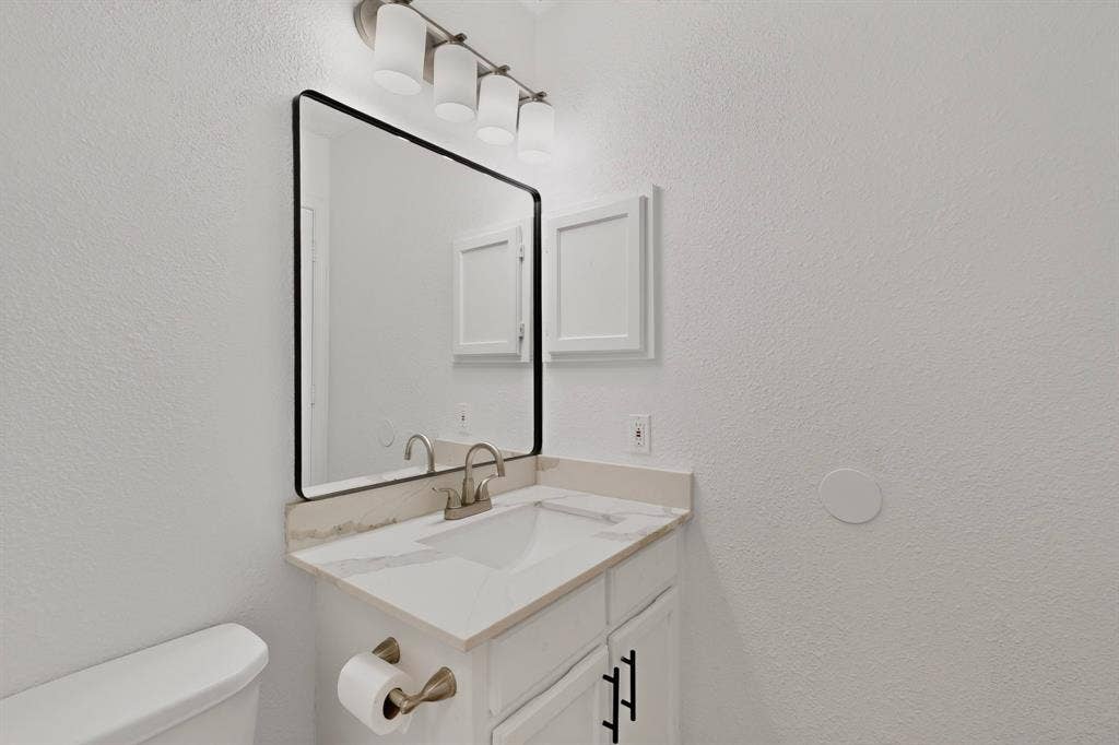 2608 Isbella Drive, Grand Prairie, TX 75052