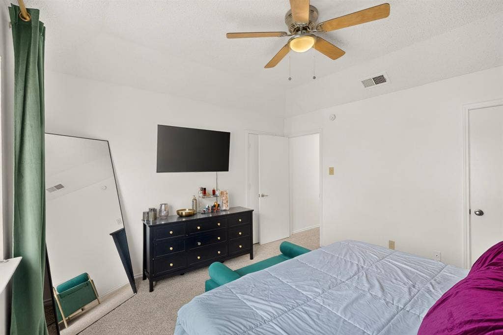 2608 Isbella Drive, Grand Prairie, TX 75052