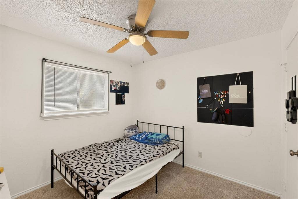 2608 Isbella Drive, Grand Prairie, TX 75052
