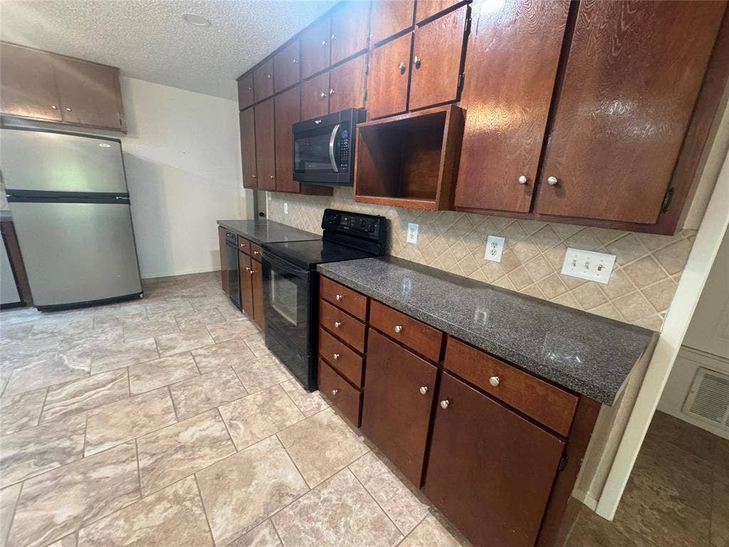 112 Lakeway Lane, Gun Barrel City, TX 75156 112 Lakeway Lane, Gun Barrel City, TX 75156
