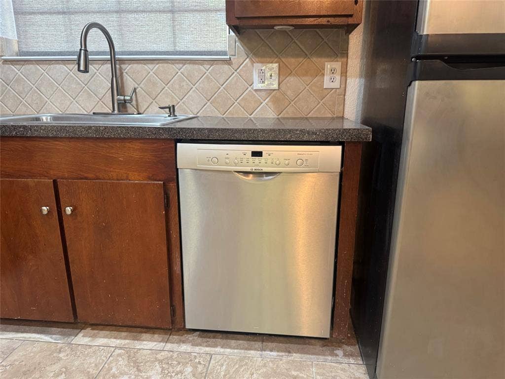 112 Lakeway Lane, Gun Barrel City, TX 75156 112 Lakeway Lane, Gun Barrel City, TX 75156