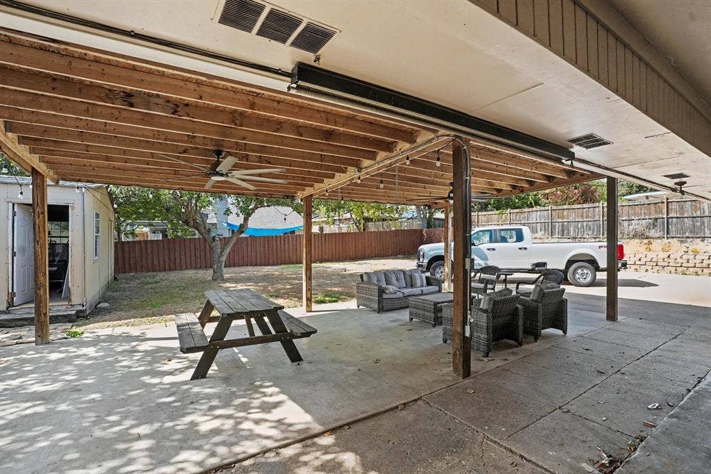 1813 E Terrace Street, Grand Prairie, TX 75050 1813 E Terrace Street, Grand Prairie, TX 75050