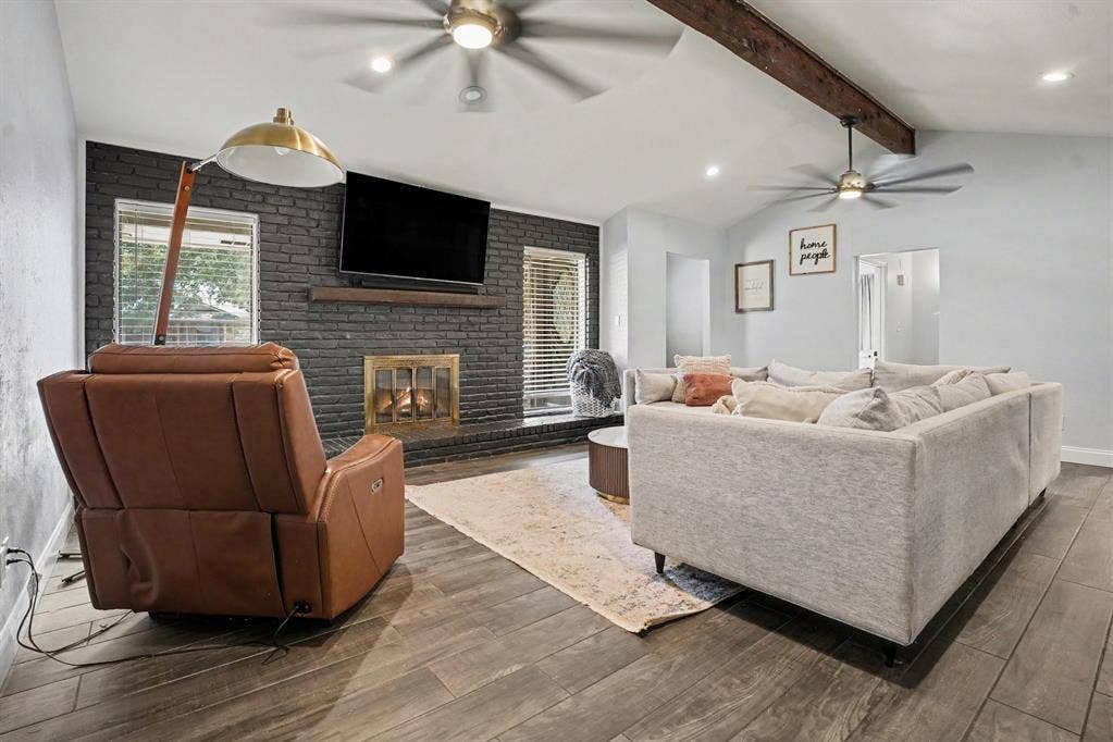 1813 E Terrace Street, Grand Prairie, TX 75050 1813 E Terrace Street, Grand Prairie, TX 75050