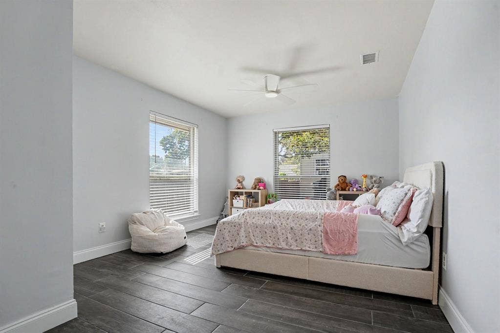 1813 E Terrace Street, Grand Prairie, TX 75050 1813 E Terrace Street, Grand Prairie, TX 75050