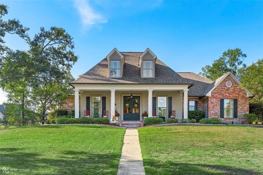 Property photo for 28 Golf Club Drive, Haughton, LA