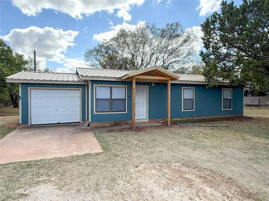 Property photo for 16 Esta Neva N, Buffalo Gap, TX