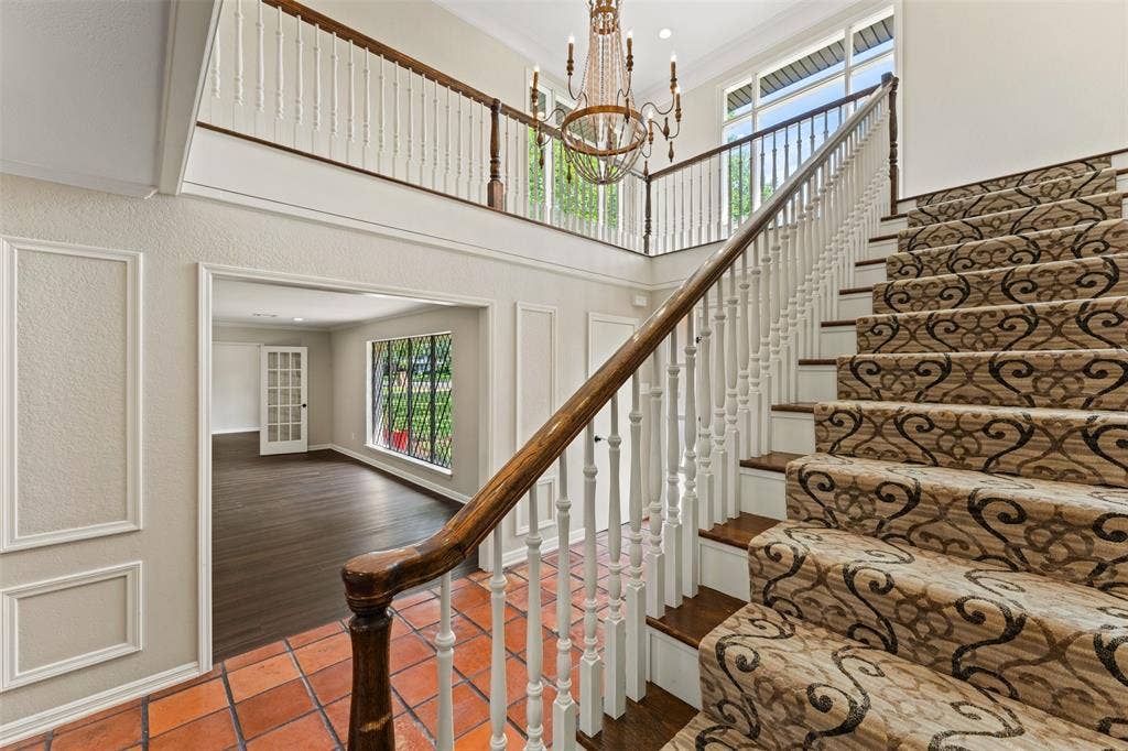 5015 Meadow Wood Drive, Waco, TX 76710