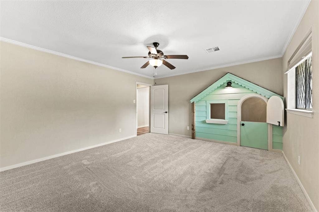 5015 Meadow Wood Drive, Waco, TX 76710