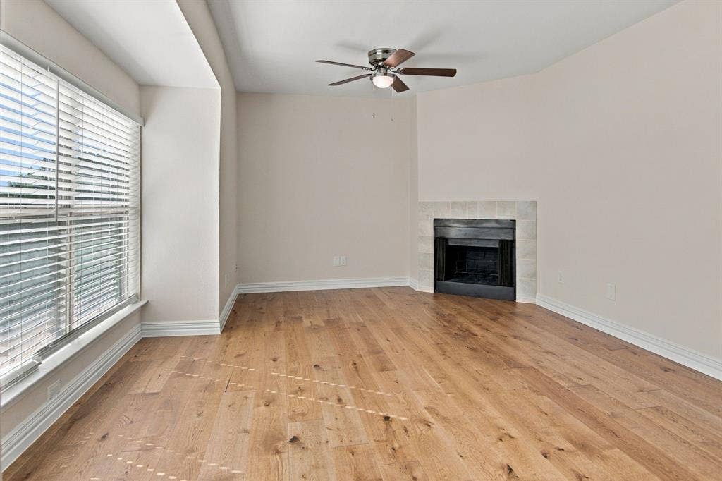 700 Bel Aire Crest, Irving, TX 75061