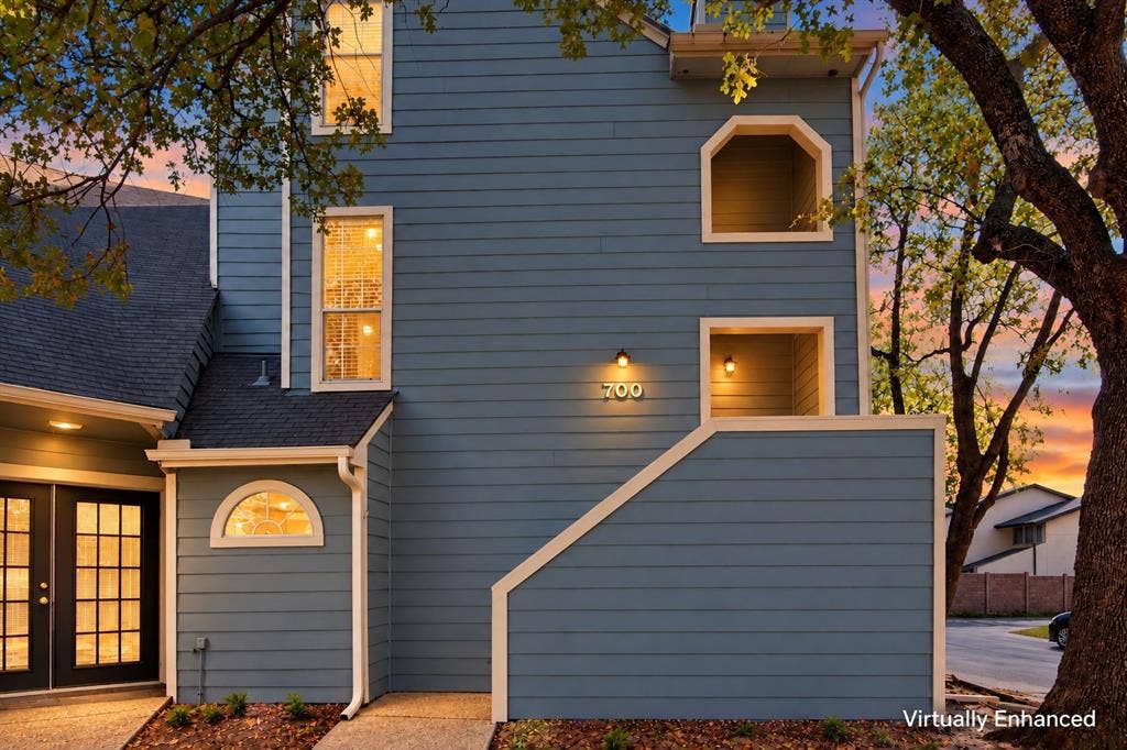 700 Bel Aire Crest, Irving, TX 75061