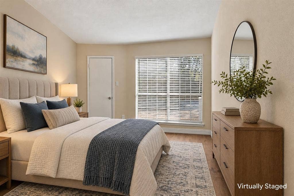 700 Bel Aire Crest, Irving, TX 75061
