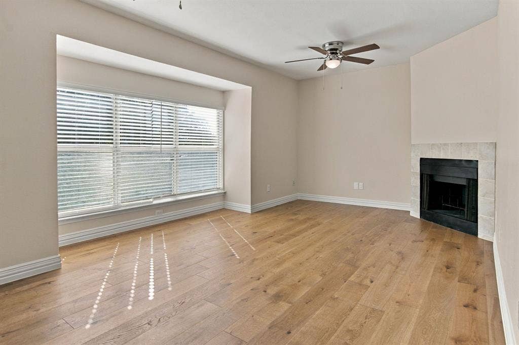 700 Bel Aire Crest, Irving, TX 75061
