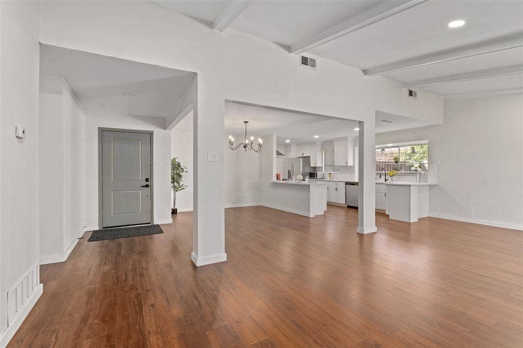 8045 Greenhollow Lane, Dallas, TX 75240 8045 Greenhollow Lane, Dallas, TX 75240