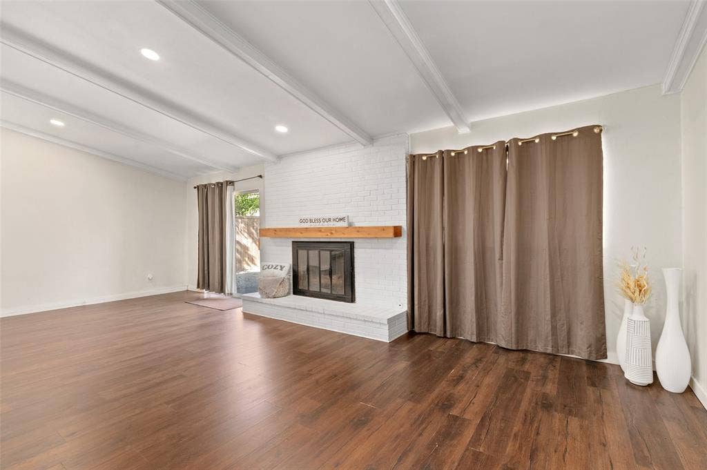 8045 Greenhollow Lane, Dallas, TX 75240 8045 Greenhollow Lane, Dallas, TX 75240