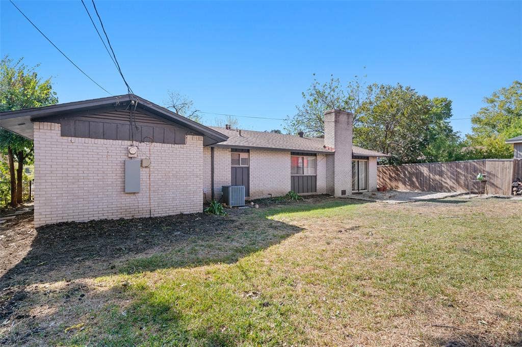 8045 Greenhollow Lane, Dallas, TX 75240 8045 Greenhollow Lane, Dallas, TX 75240