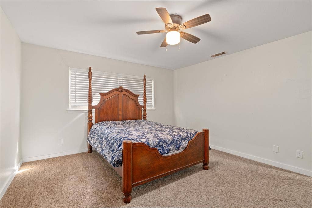 8045 Greenhollow Lane, Dallas, TX 75240 8045 Greenhollow Lane, Dallas, TX 75240