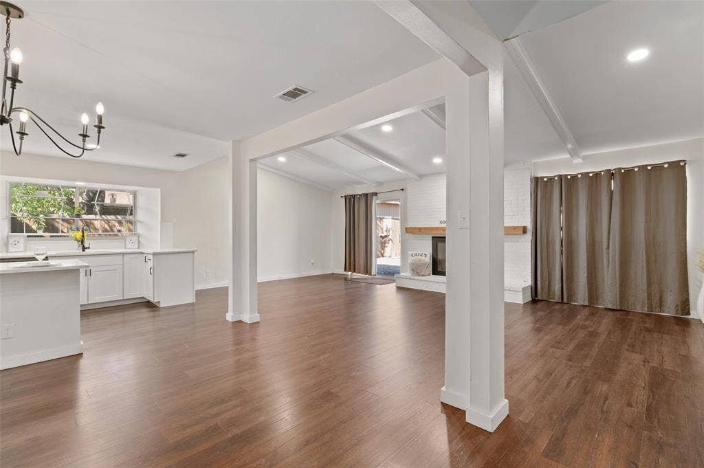 8045 Greenhollow Lane, Dallas, TX 75240 8045 Greenhollow Lane, Dallas, TX 75240