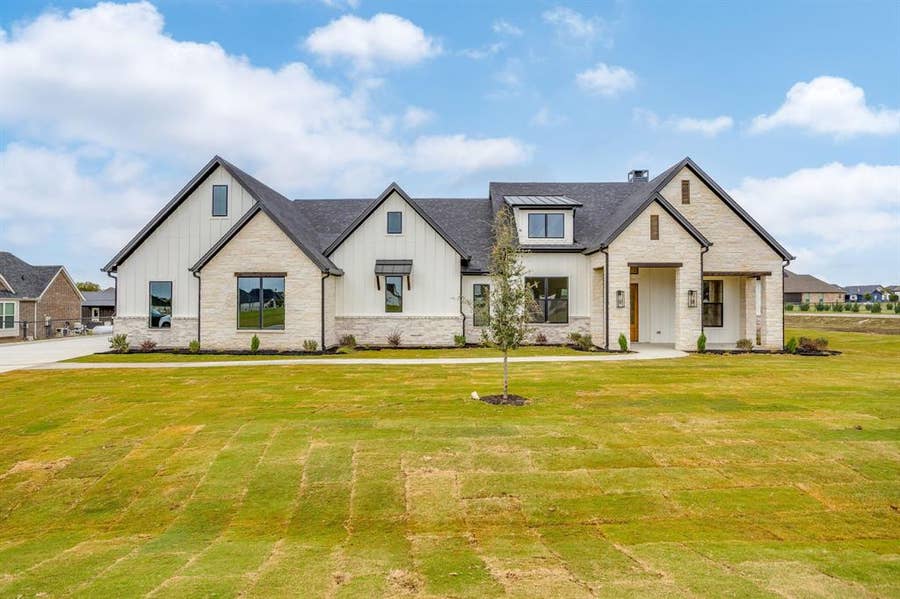 Property photo for 6343 Rigel Road, Godley, TX