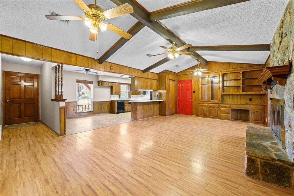 1006 S Clark Road, Cedar Hill, TX 75104 1006 S Clark Road, Cedar Hill, TX 75104
