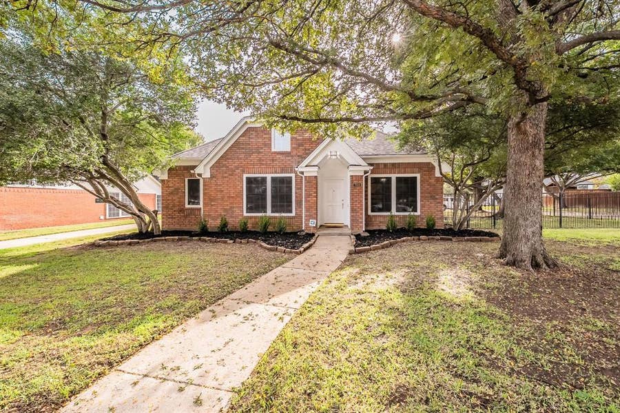 Property photo for 700 Strathmore Drive, Highland Village, TX
