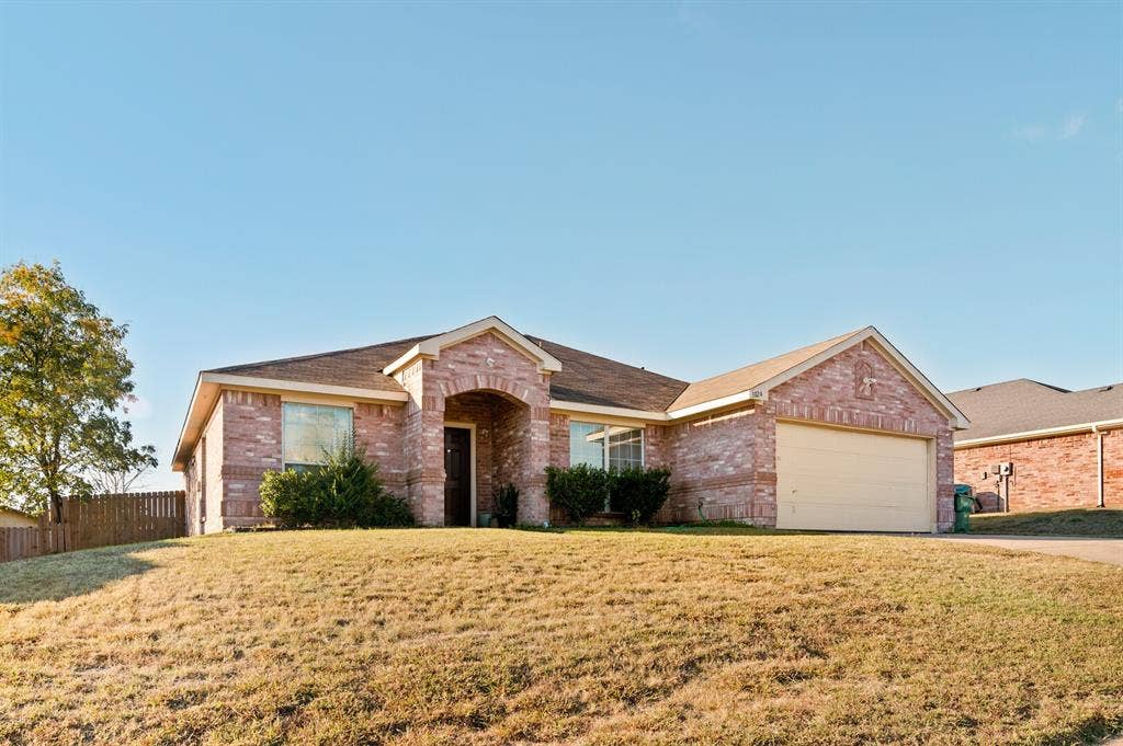 1024 Cove Hollow Drive, Cedar Hill, TX 75104 1024 Cove Hollow Drive, Cedar Hill, TX 75104