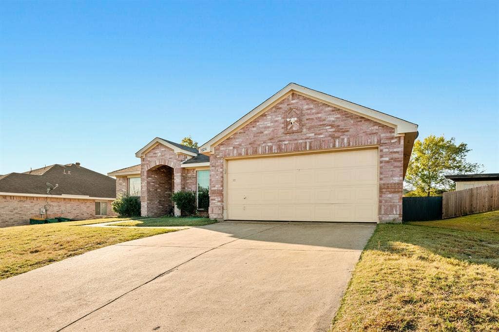 1024 Cove Hollow Drive, Cedar Hill, TX 75104 1024 Cove Hollow Drive, Cedar Hill, TX 75104