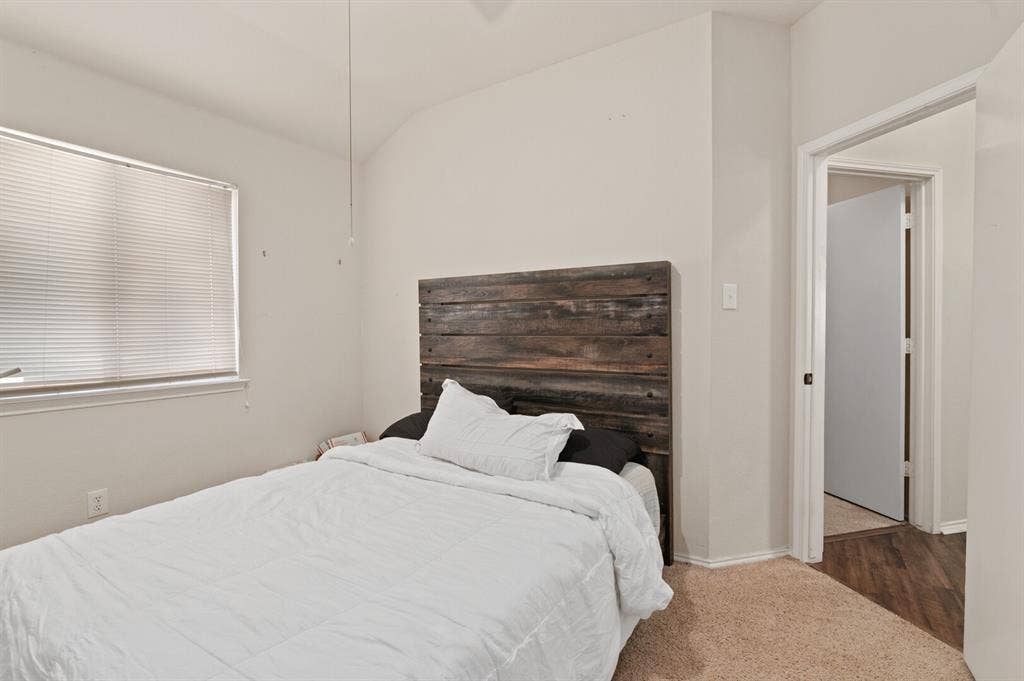 1024 Cove Hollow Drive, Cedar Hill, TX 75104 1024 Cove Hollow Drive, Cedar Hill, TX 75104