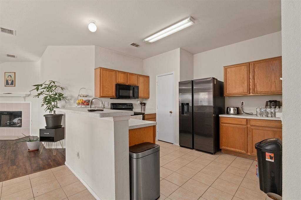 1024 Cove Hollow Drive, Cedar Hill, TX 75104 1024 Cove Hollow Drive, Cedar Hill, TX 75104