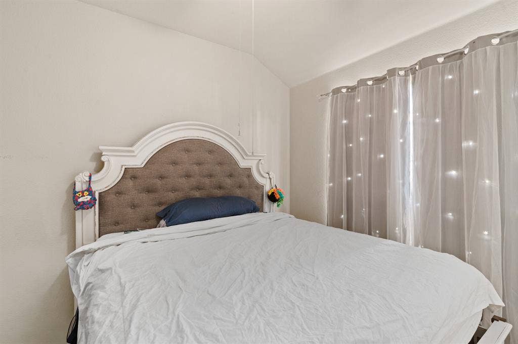 1024 Cove Hollow Drive, Cedar Hill, TX 75104 1024 Cove Hollow Drive, Cedar Hill, TX 75104