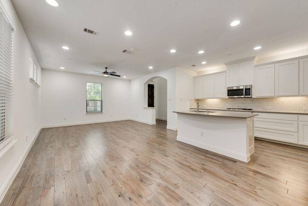 7124 Huckleberry Drive, McKinney, TX 75070 7124 Huckleberry Drive, McKinney, TX 75070