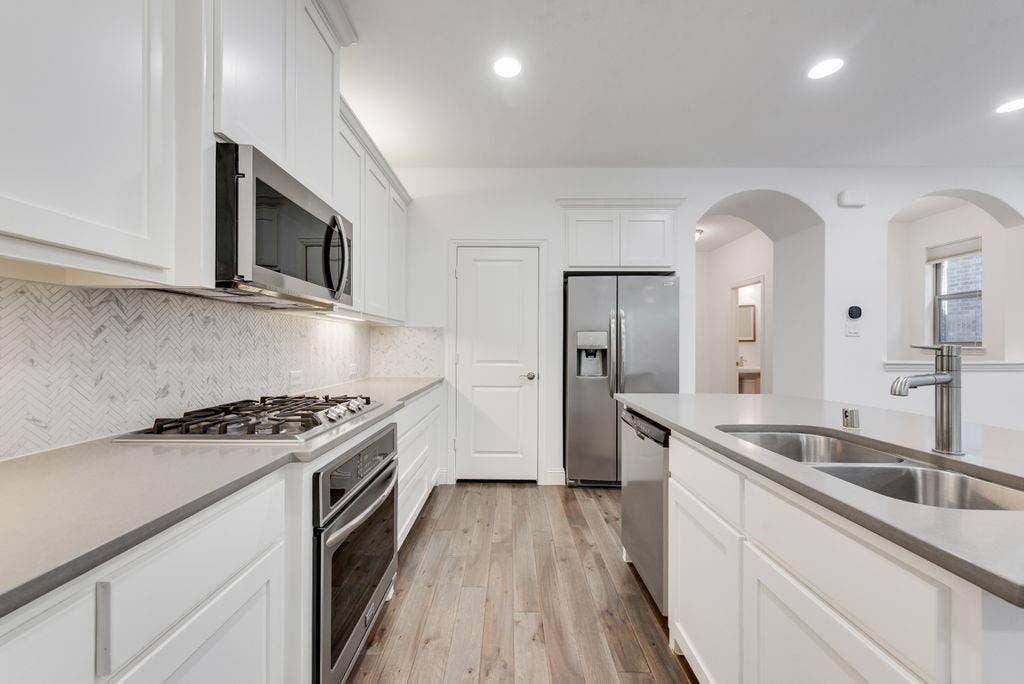 7124 Huckleberry Drive, McKinney, TX 75070 7124 Huckleberry Drive, McKinney, TX 75070