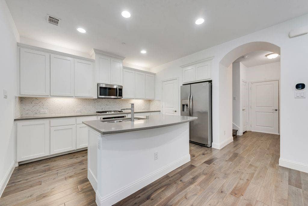 7124 Huckleberry Drive, McKinney, TX 75070 7124 Huckleberry Drive, McKinney, TX 75070