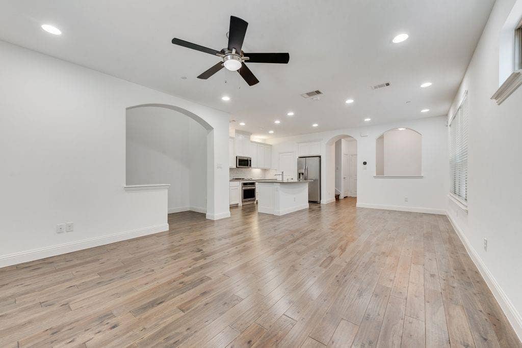 7124 Huckleberry Drive, McKinney, TX 75070 7124 Huckleberry Drive, McKinney, TX 75070