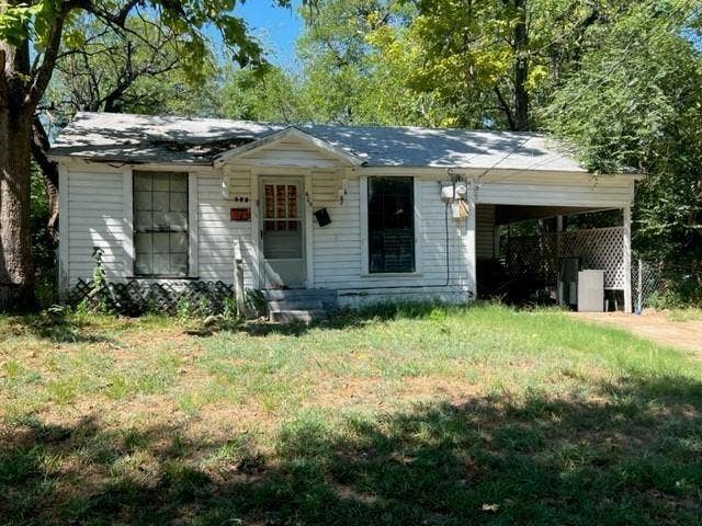 Property photo for 605 11th Street NW, Paris, TX
