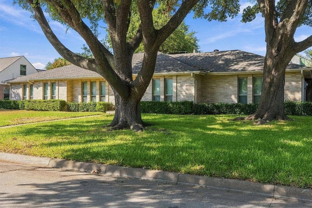 4015 Myerwood Lane, Dallas, TX 75244 4015 Myerwood Lane, Dallas, TX 75244