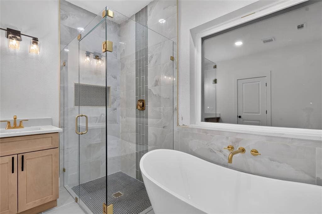 104 Goodknight Ranch Road, Trinidad, TX 75163
