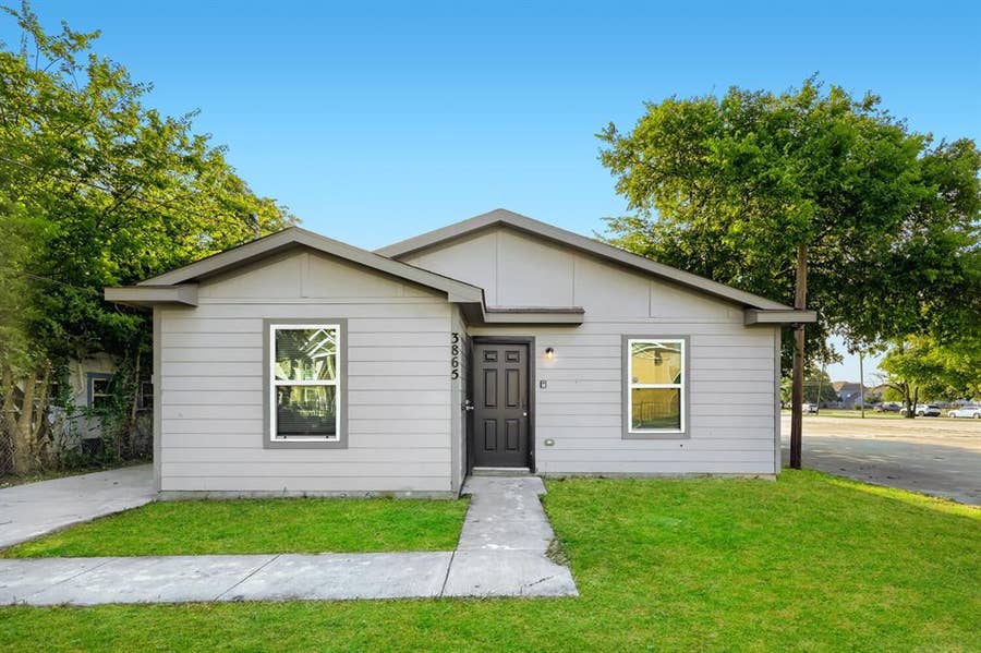 Property photo for 3865 Stalcup Road, Fort Worth, TX