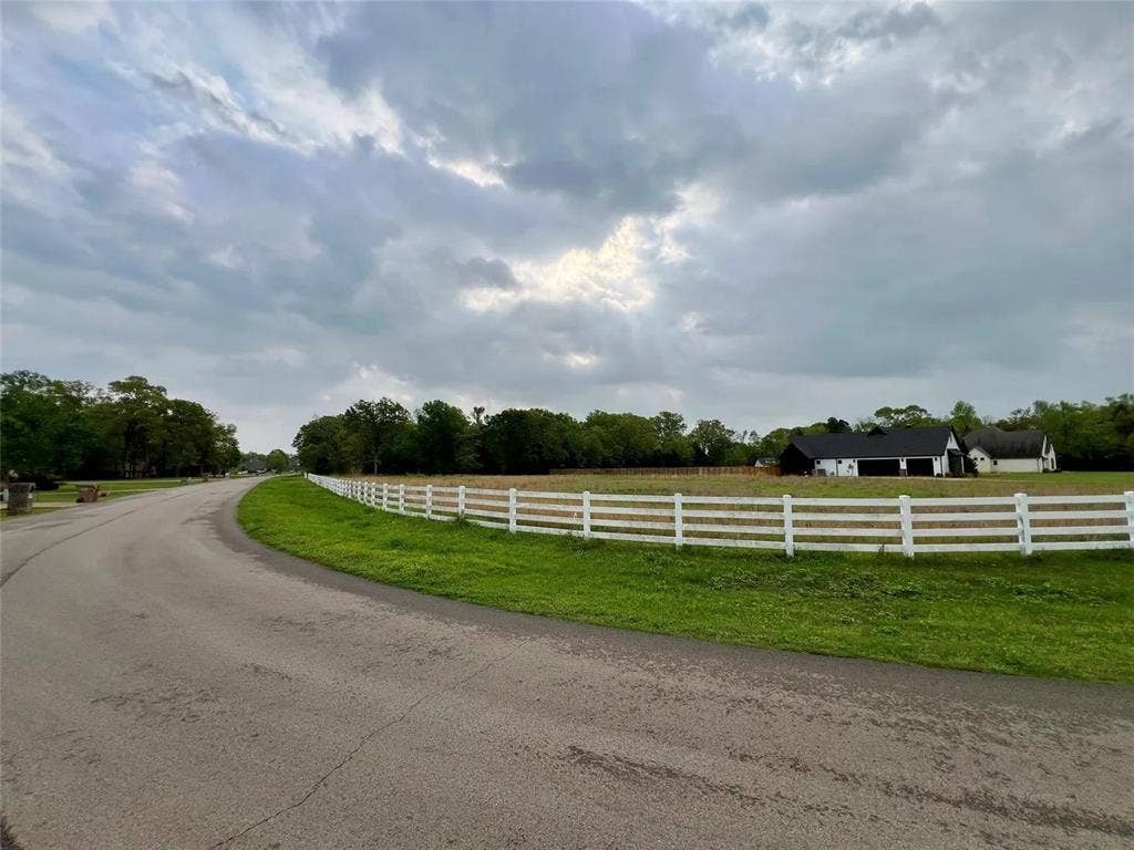21079 Gatlinburg Road, Bullard, TX 75757 21079 Gatlinburg Road, Bullard, TX 75757