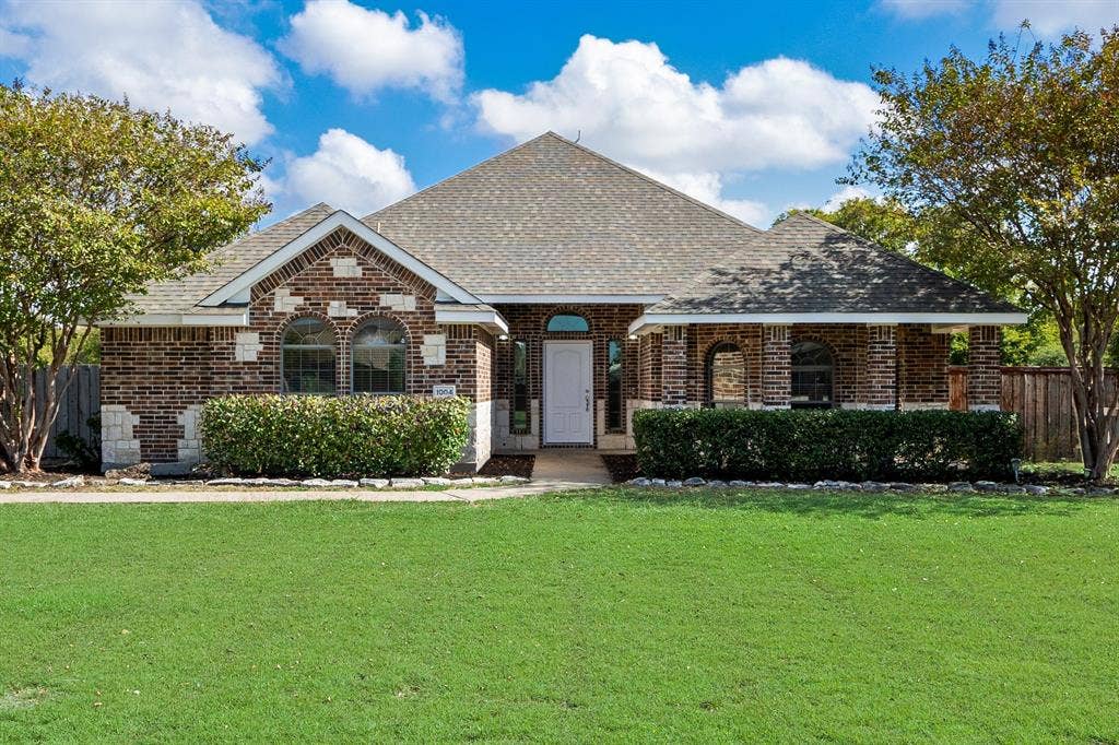 1004 Harmony Circle, Nevada, TX 75173