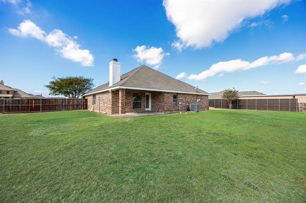 1004 Harmony Circle, Nevada, TX 75173